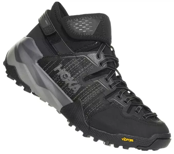 HOKA ONE ONE  ARKALI