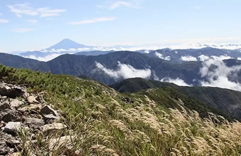 茶臼岳(南アルプス)山頂からの眺望