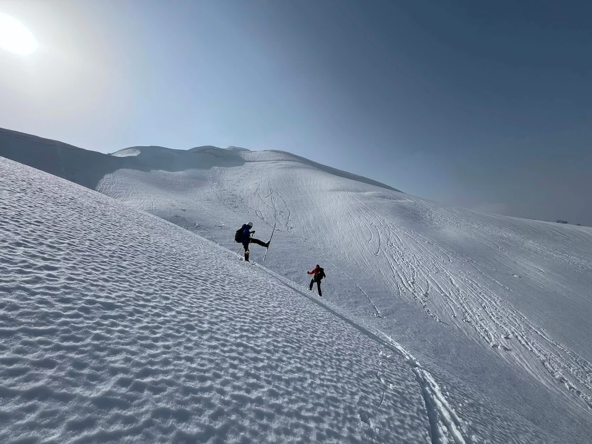 守門岳と破間川