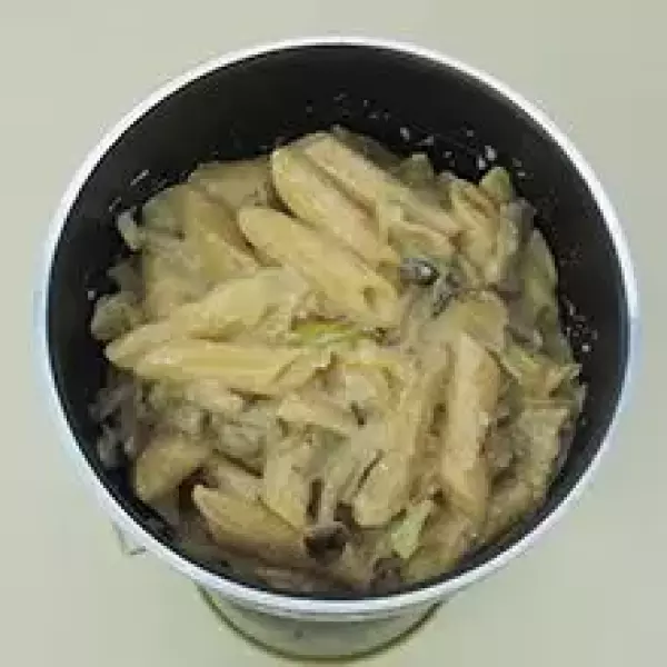 豆乳と味噌のクリームペンネ