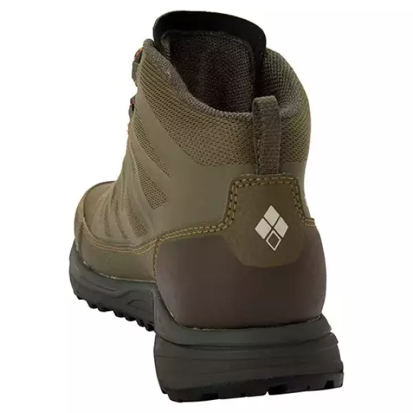 ミッドカットで300g台と非常に軽量な登山靴『マウンテンクルーザー200』