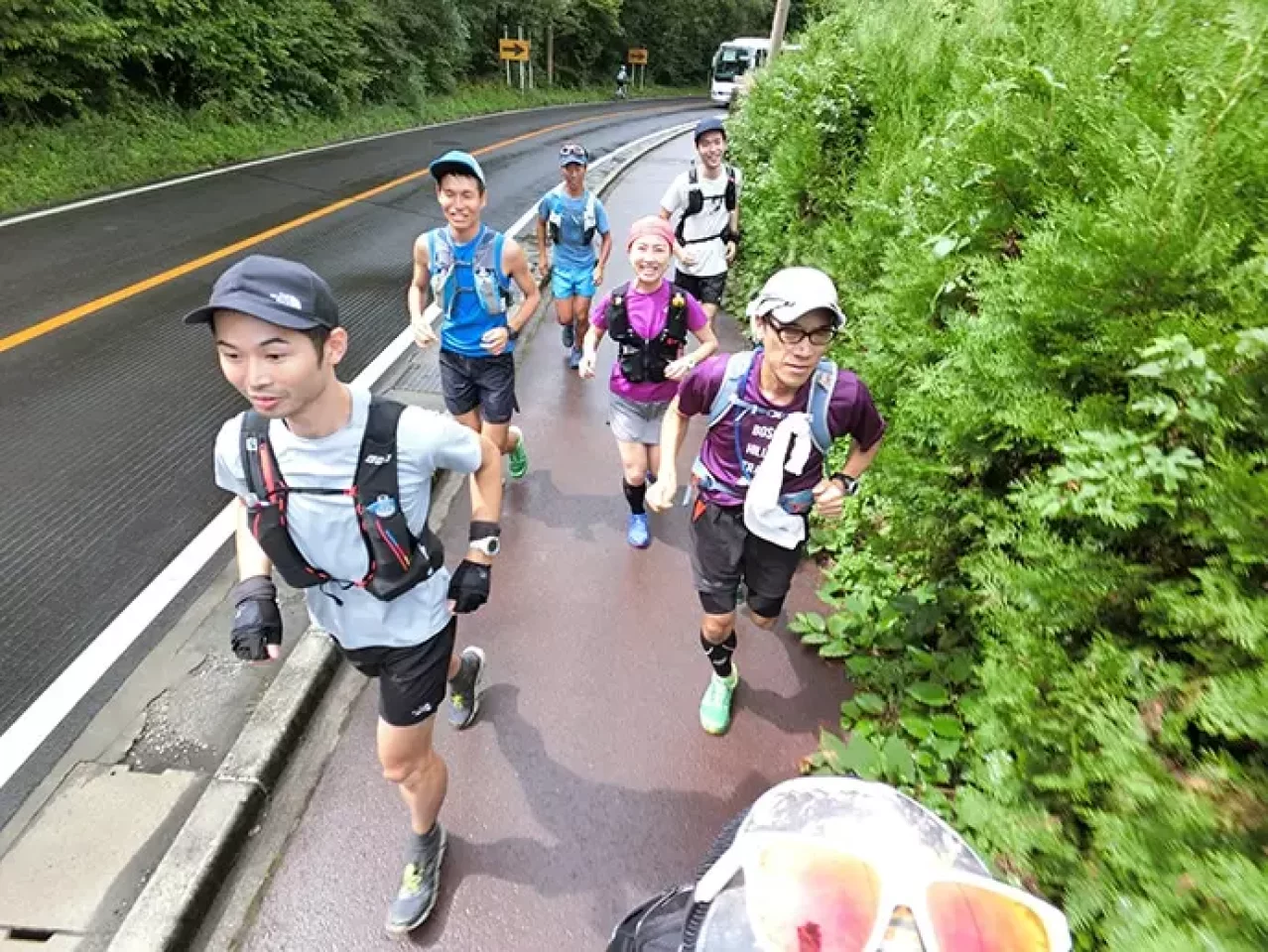 カシオFR100で撮影したトレラン仲間との写真