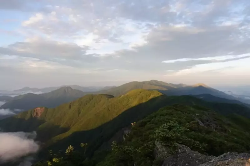 光岳遠景