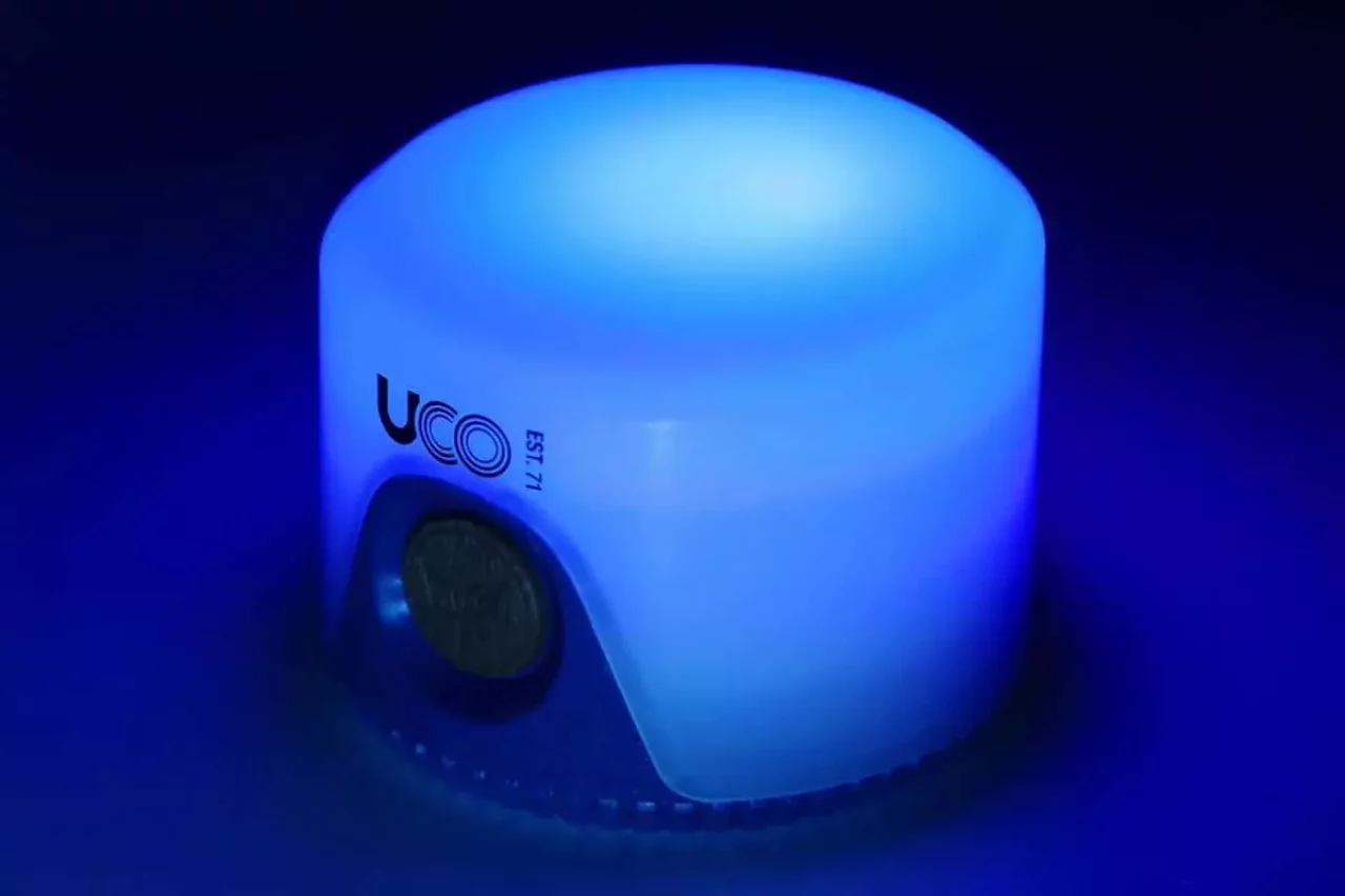 UCOのLEDランタン-スプラウトハングアウトランタン