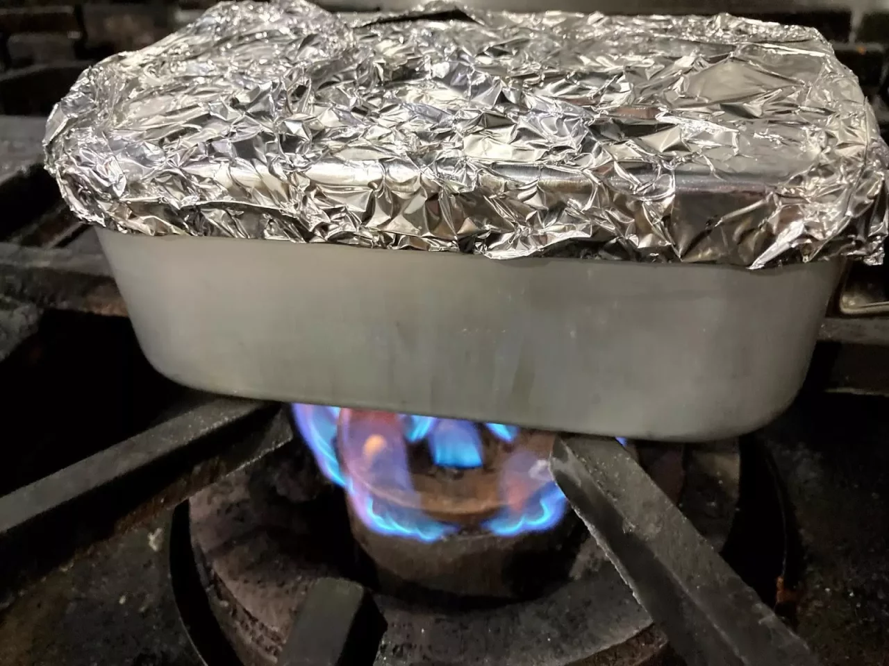 中火で加熱していく