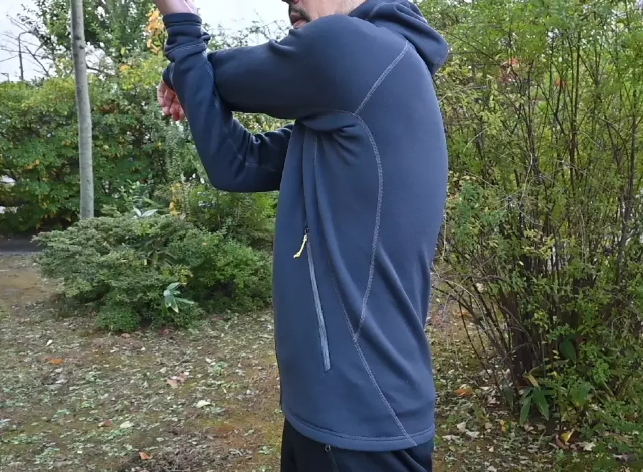 リラックスウェアに最適なフリース Rab『パワーストレッチプロ ジャケット』