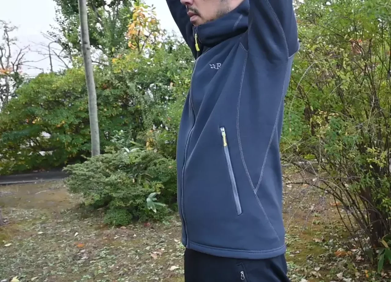 リラックスウェアに最適なフリース Rab『パワーストレッチプロ ジャケット』