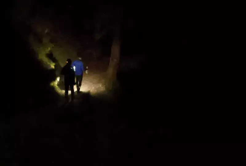 ヘッドライトが必要な登山