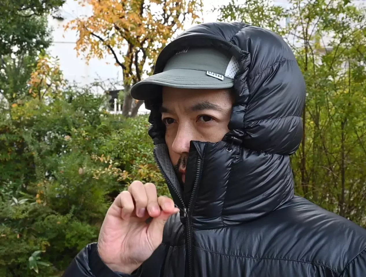 モンベル『アルパイン ダウンパーカ』 フィット感が優れていて暖かい