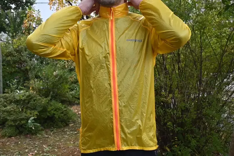 モンベル『EXライトウィンドジャケット』 軽量に特化したミニマムなデザイン