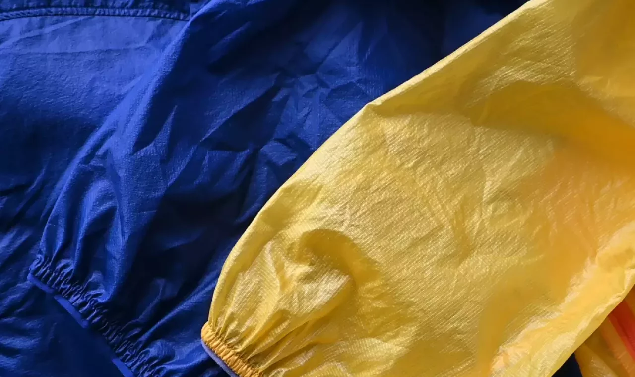 モンベルの軽量ウィンドシェル比較 シェル素材の比較