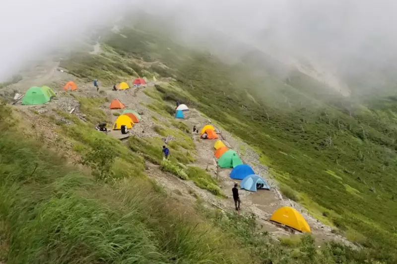 五竜山荘のテント泊