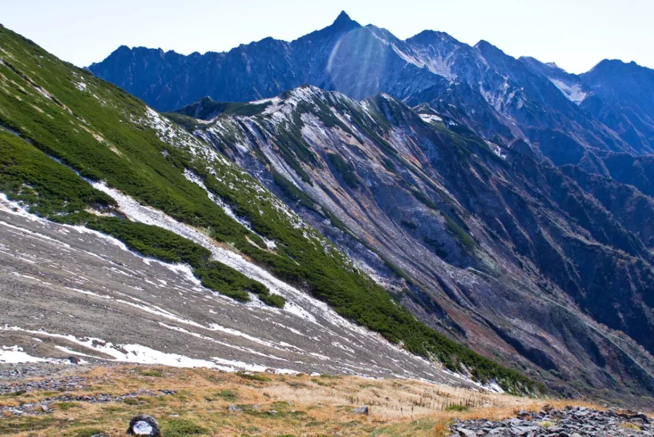 ドラマチックな登攀と歴史の多い山