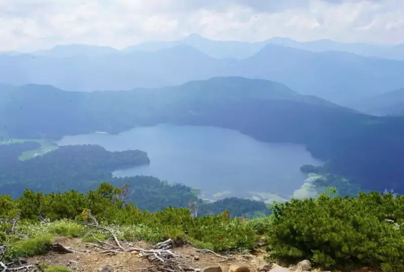 ナデッ窪道から燧ヶ岳