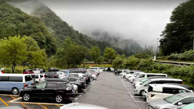 立山駅駐車場について