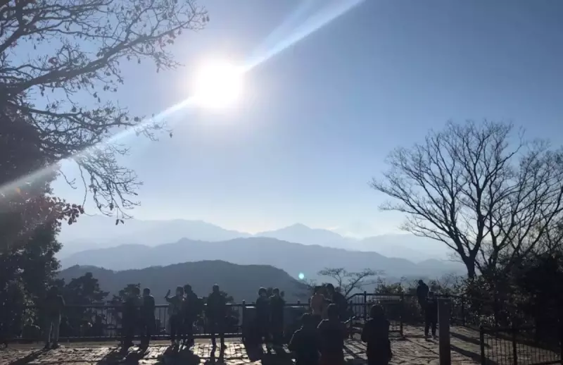 高尾山 登山 山頂 眺望