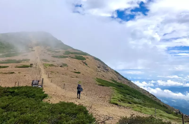 オーレン小屋をベースにして軽身で楽しむピストン登山-初級者向け登山