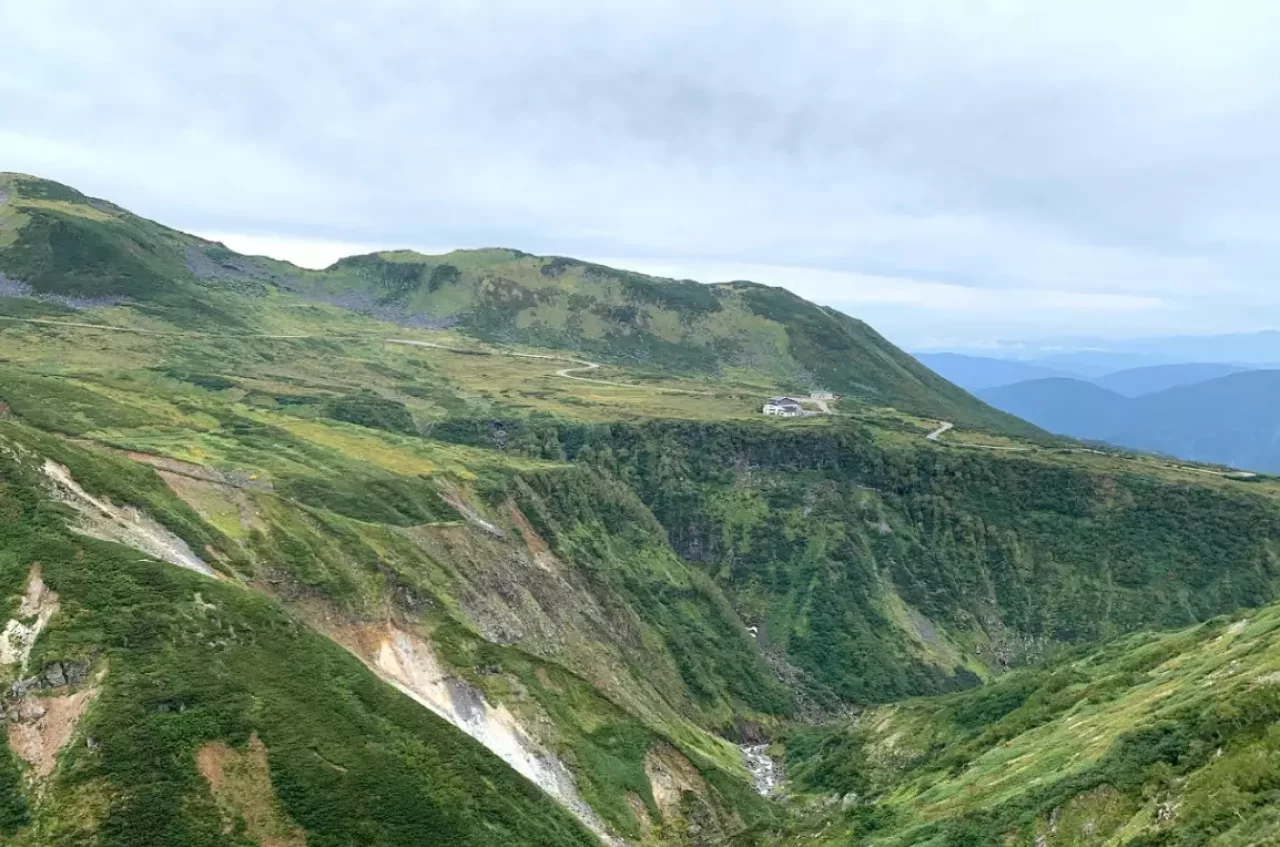 雷鳥沢から立山(雄山)への登山