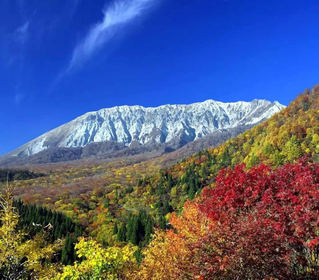 関東エリアのおすすめ紅葉登山13選!紅葉時期・スポットと登山コースを徹底解説