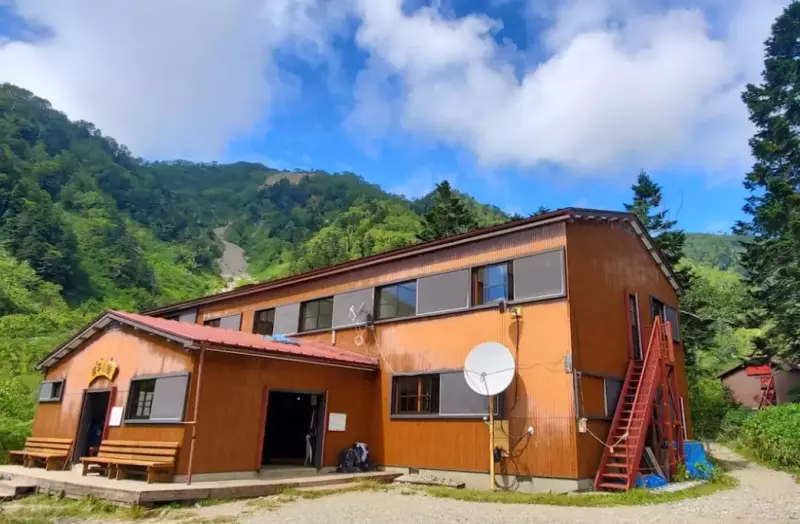 槍平小屋