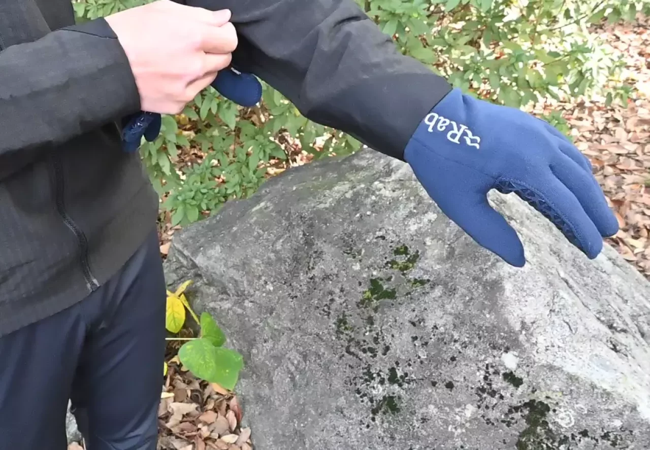 行動のしやすいR1テックフェイス