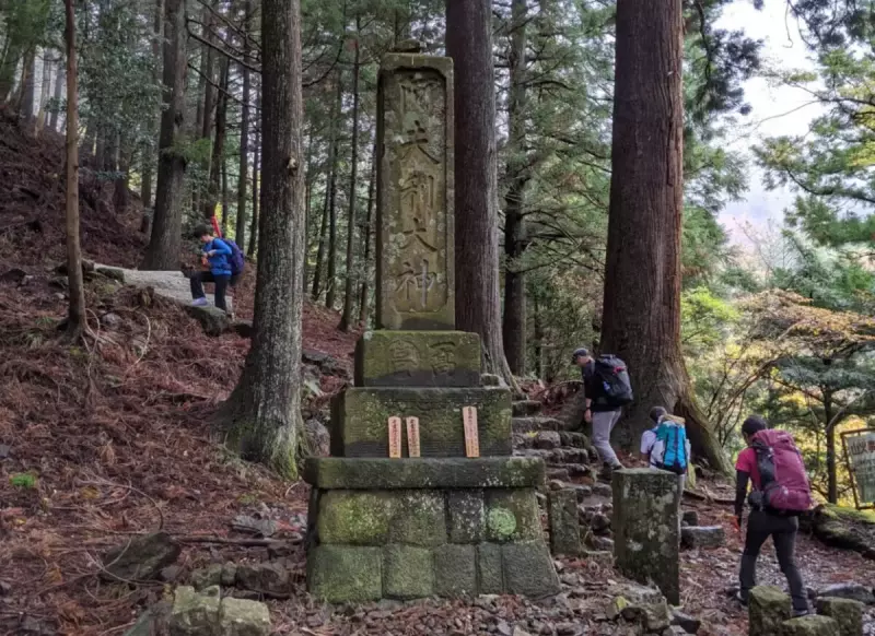 阿夫利神社へアクセス