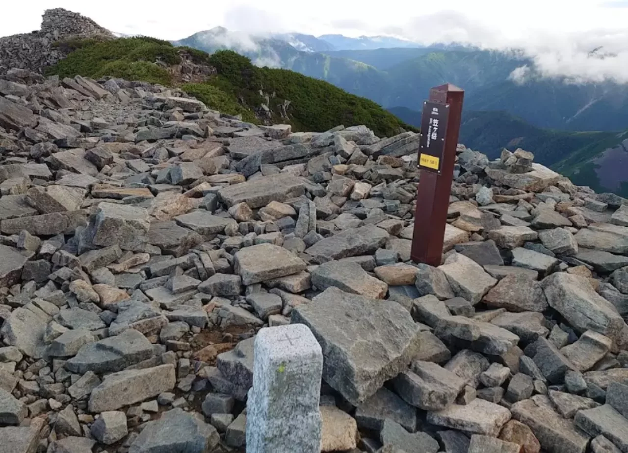笠ヶ岳 日本百名山 山頂