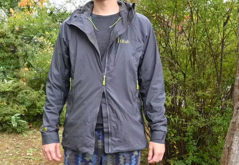 着用し続けられるから荷物にならない