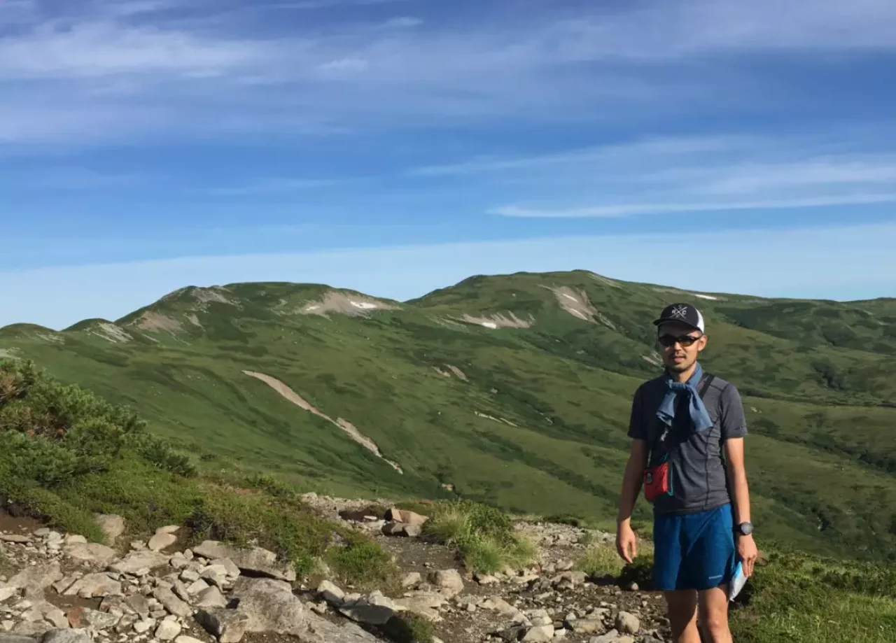 登山でサングラスをすることの重要性