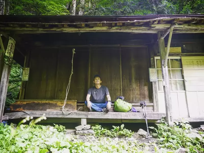 ウォルター・ウェストンが歩いた徳本峠への道