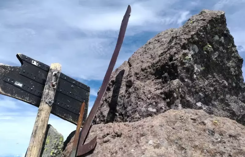 八ヶ岳を代表する信仰の山『権現岳』