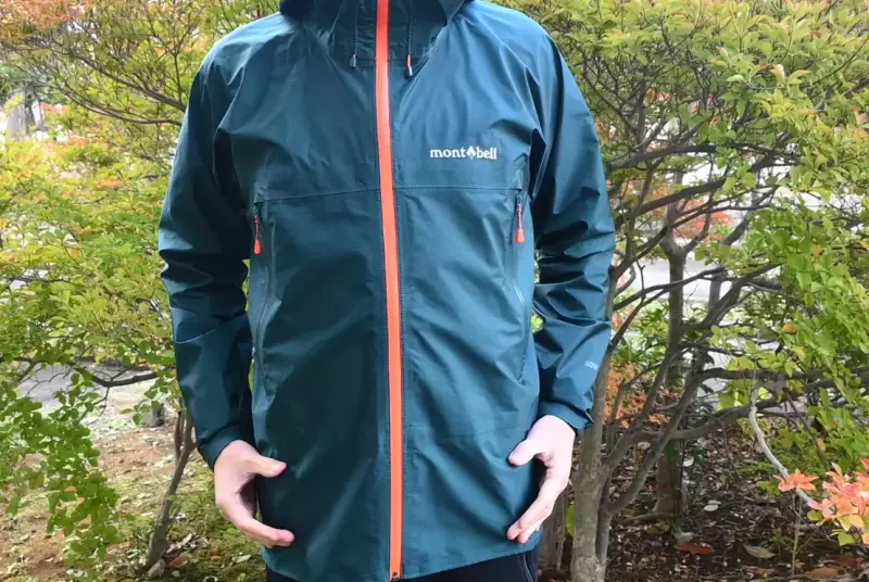 ポケットの位置と特徴 モンベル『ストームクルーザー ジャケット』