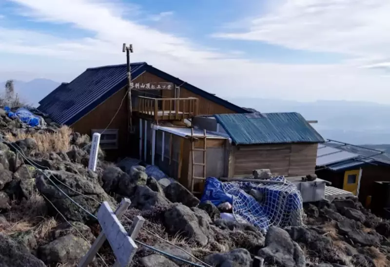 北横岳 登山 北八ヶ岳 蓼科山頂ヒュッテ