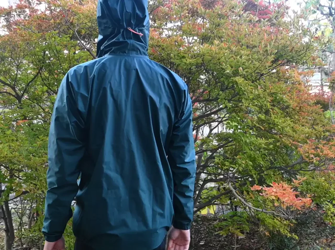 サイズ感について モンベル『ストームクルーザー ジャケット』