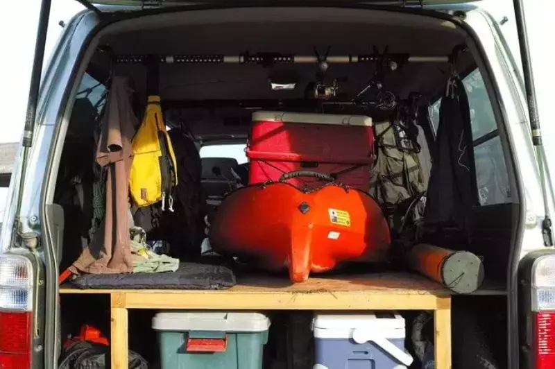 トヨタ ハイエース100系