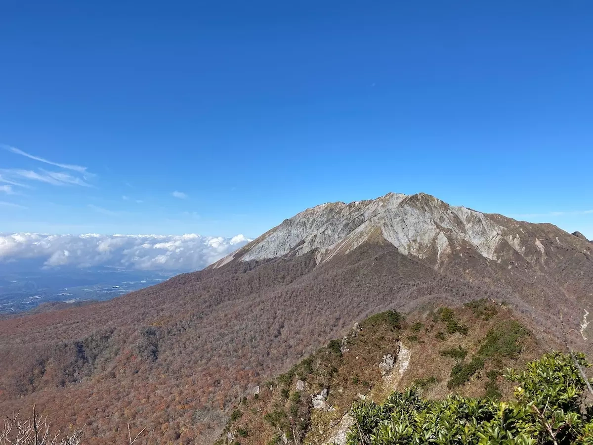 日本百名山伯耆大山には登らず:大山の絶景を観るおススメの山BEST3