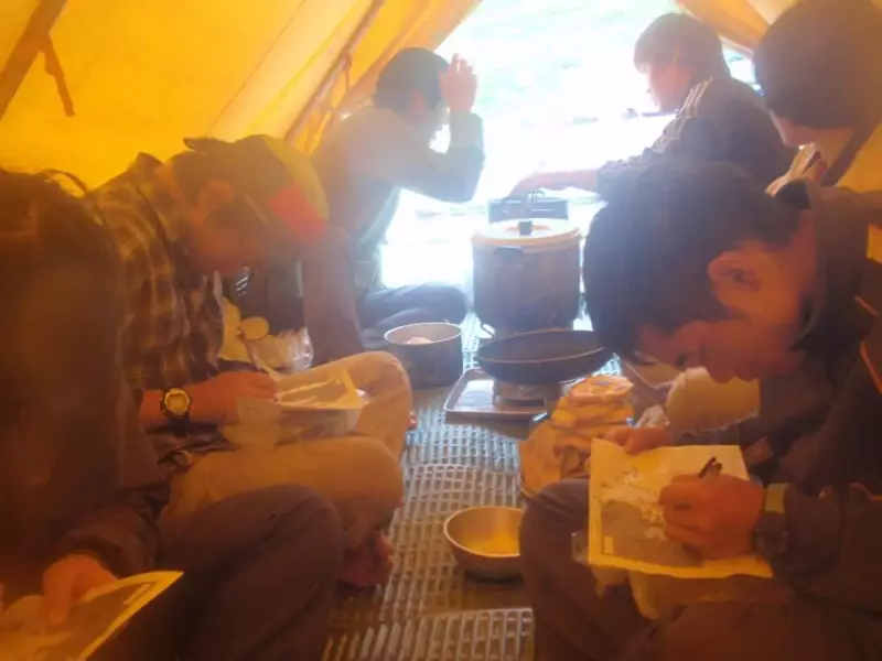 天気図をとって情報を蓄える