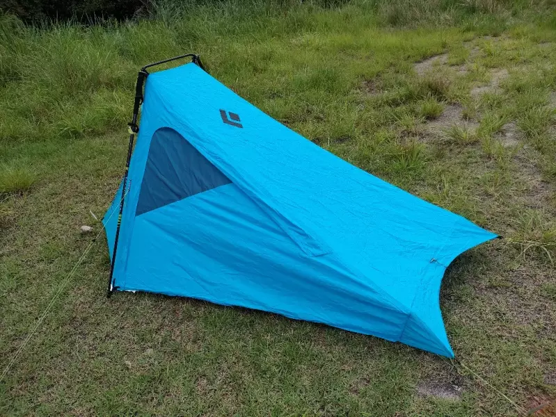 【レビュー】2人用で725gの軽さ!-ブラックダイヤモンド ディスタンスシェルター|テント・シェルター|テント泊装備|登山ギア|山のモノ|登山・トレラン・山スキーマガジン「山旅旅」