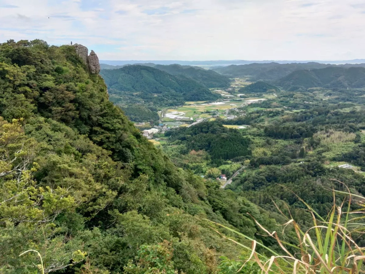 【日帰り登山】伊予ヶ岳の難易度・鎖場情報-房総のマッターホルン