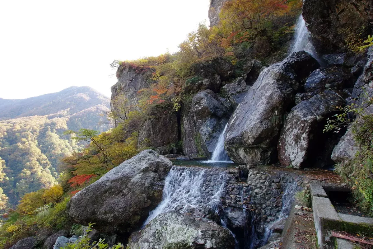 裏巻機渓谷の紅葉登山2