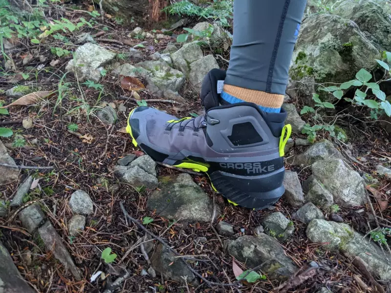 登山靴卒業の1足目に是非おすすめ