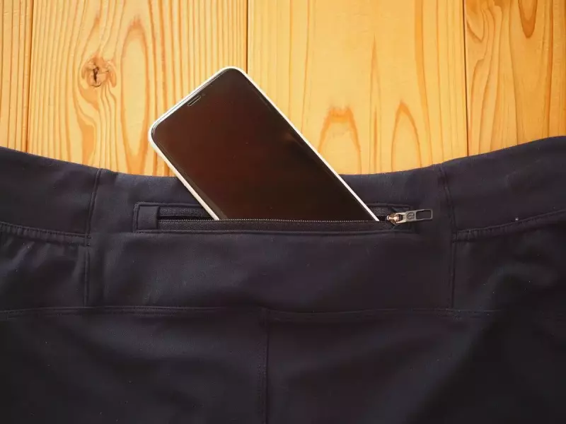 ルルレモンSurge Jogger