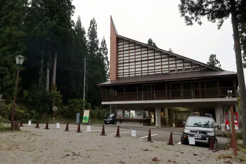 裏巻機渓谷の紅葉登山 アクセス 五十沢キャンプ場