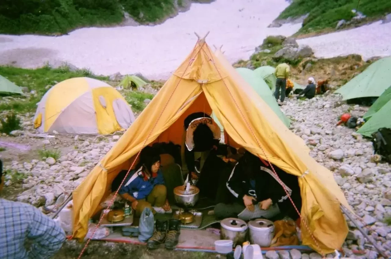 テント内は非常に快適