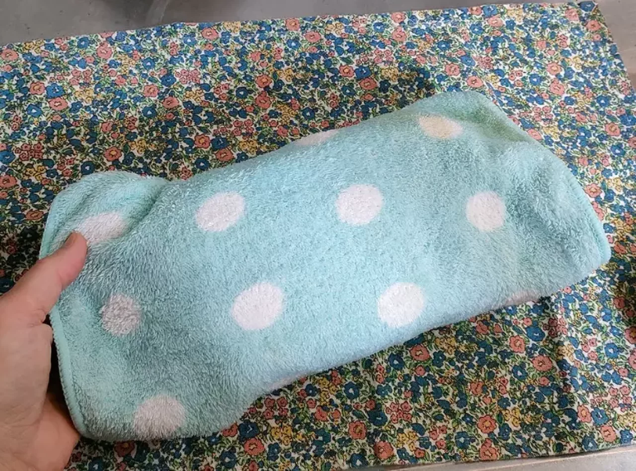 ステップ5:メスティンをタオルでくるんで蒸らし