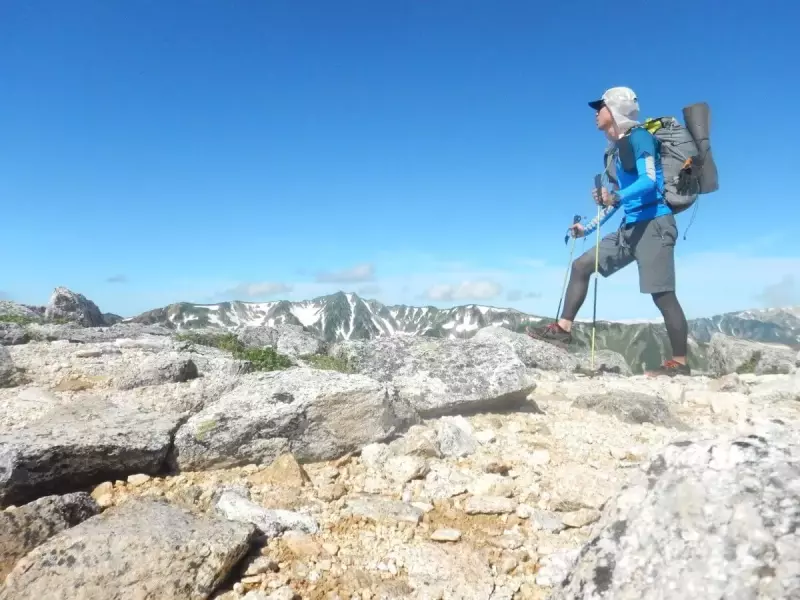 【レビュー】ヘリテイジ ULトレイルポール-超軽量なトレッキングポール|トレッキングポール|登山ギア|山のモノ|登山・トレラン・山スキーマガジン「山旅旅」