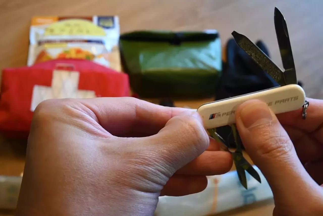 必要最低限のツールをコンパクトに持ち歩けるビクトリノックスのクラシック