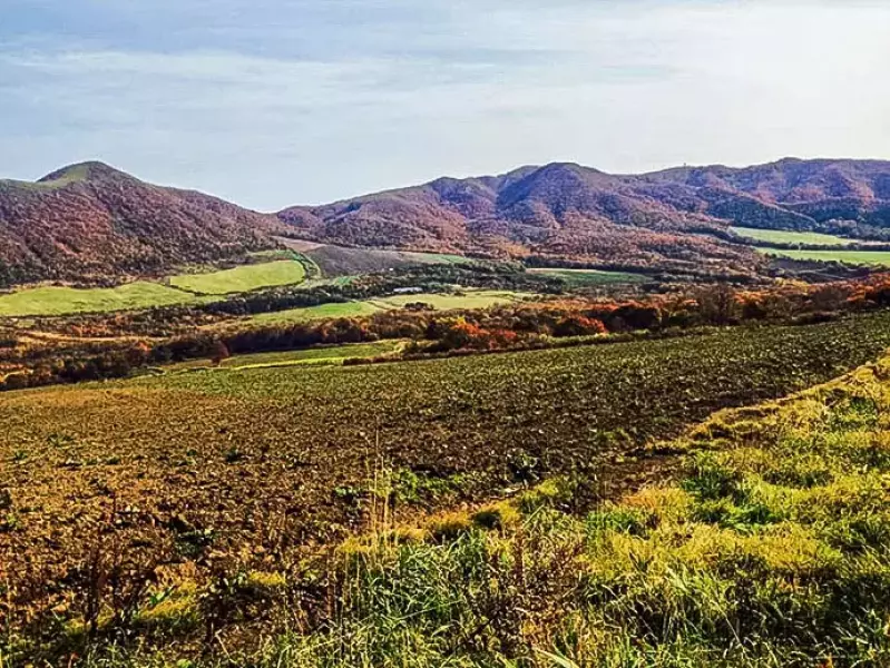 七時雨山のカルデラ景色