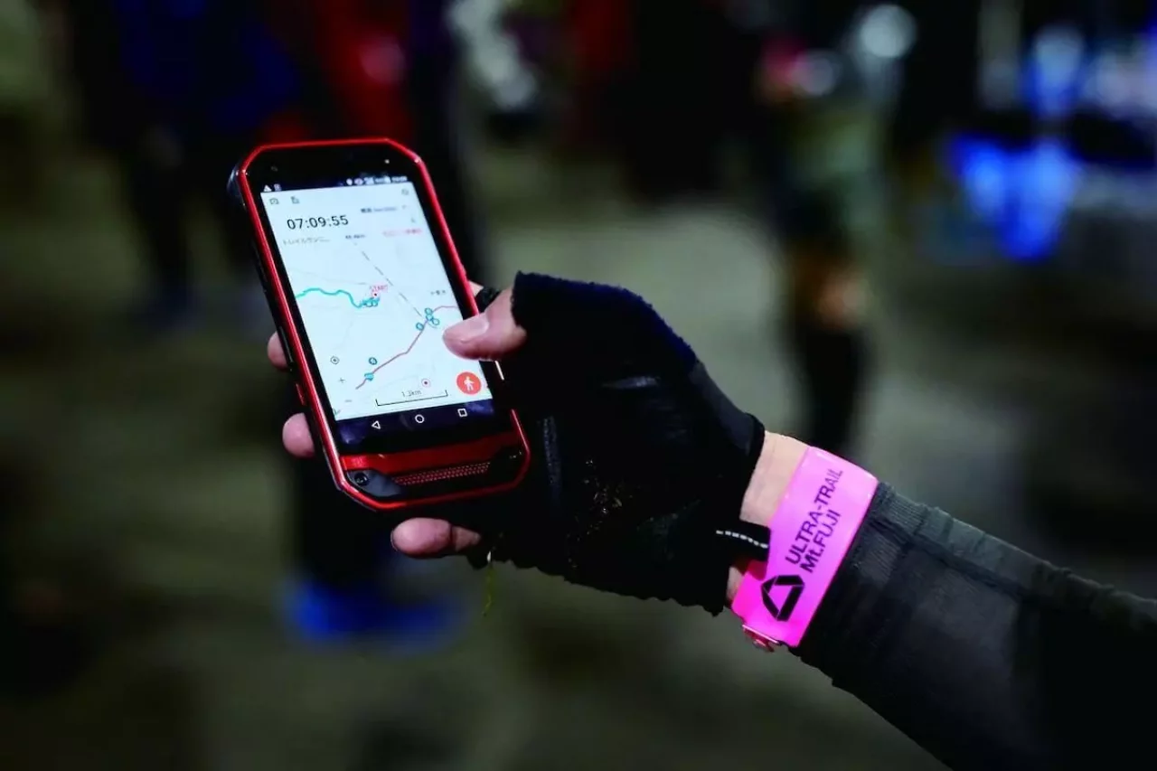 スマホ トルクtorque g03