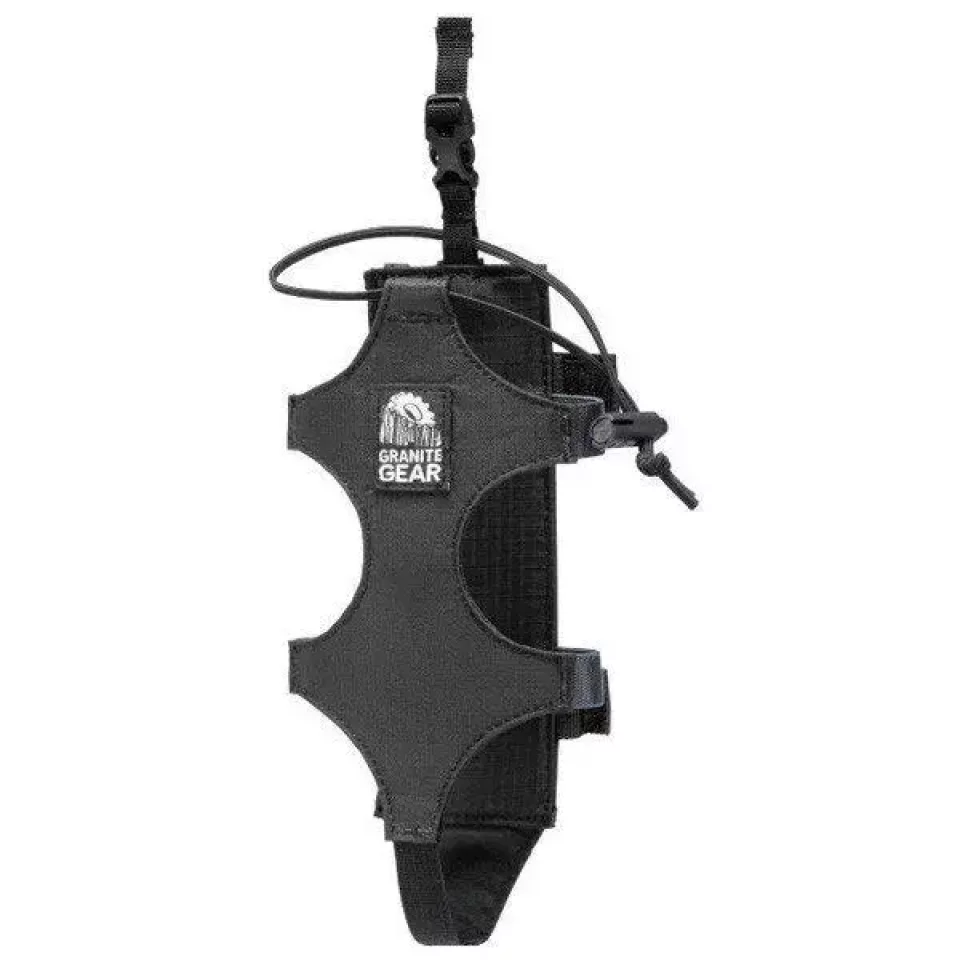 シンプルな構造でミニマムなボトルホルダー『グラナイトギア ボトル ホルスター』